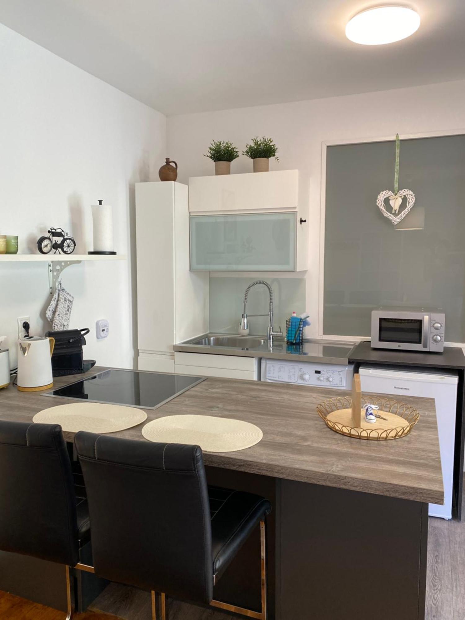 Studio Im Wienerwald - Moedling Modling Bagian luar foto