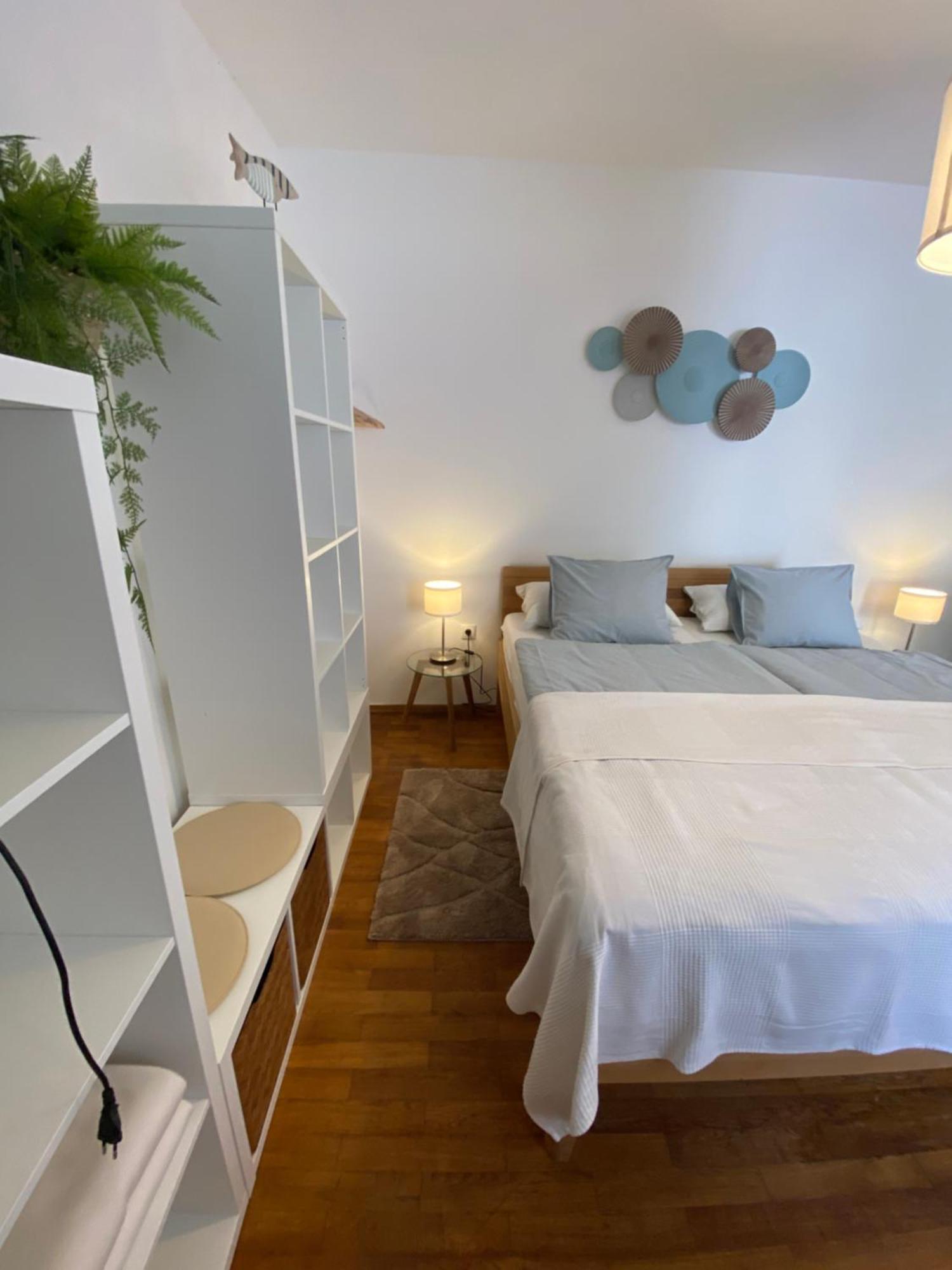 Studio Im Wienerwald - Moedling Modling Bagian luar foto